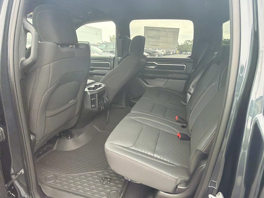 New 2026 RAM 1500 Big Horn AWD/4WD image 16