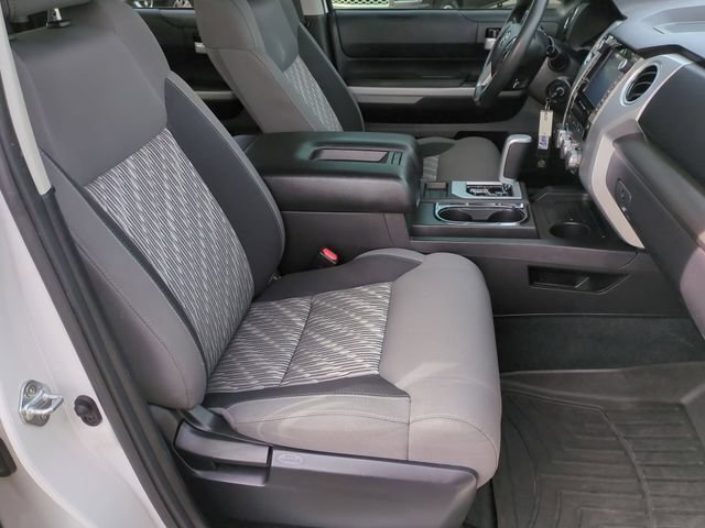 Used 2021 Toyota Tundra SR5 w/ SR5 Upgrade Package AWD/4WD image 32
