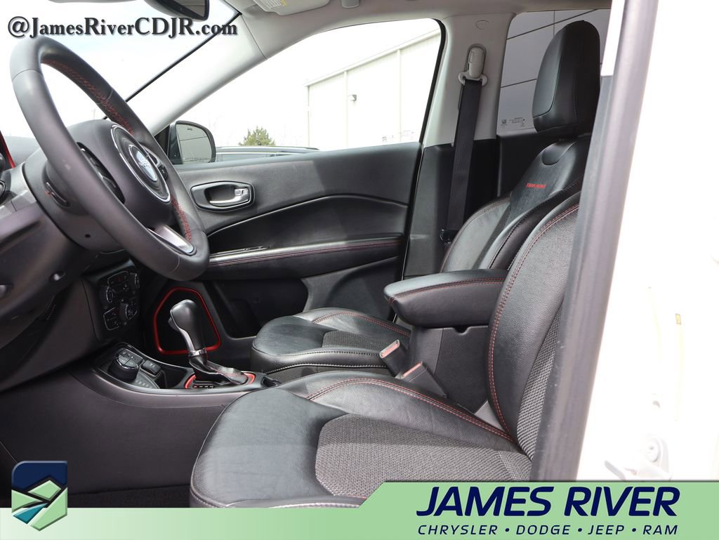 Used 2021 Jeep Compass Trailhawk AWD/4WD image 22
