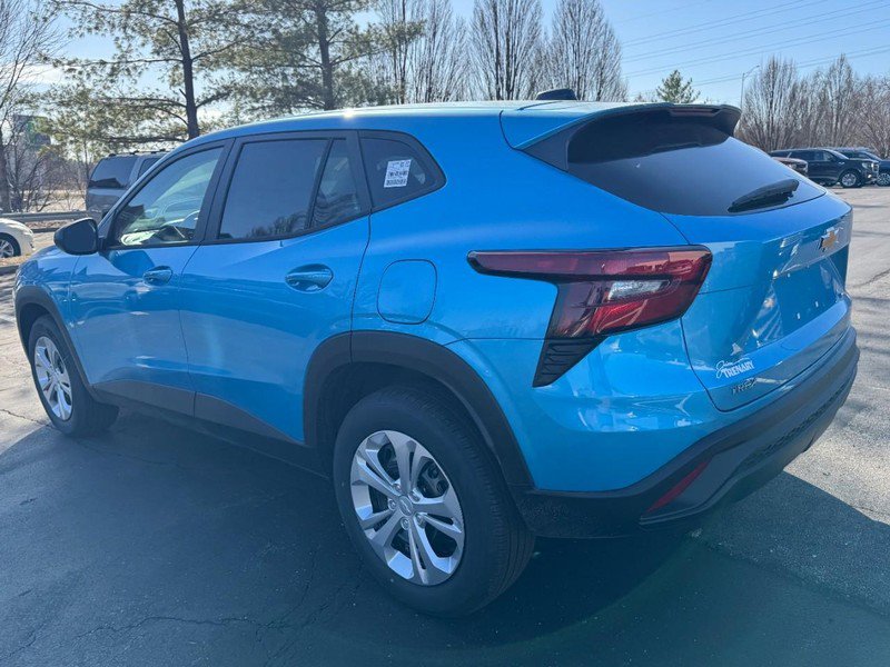 New 2026 Chevrolet Trax LS w/ Driver Confidence Package image 5