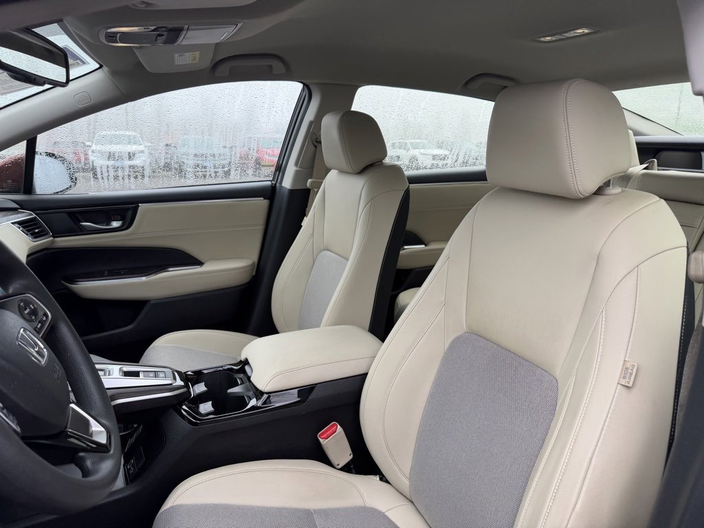 Used 2018 Honda Clarity Plug-In Hybrid image 16