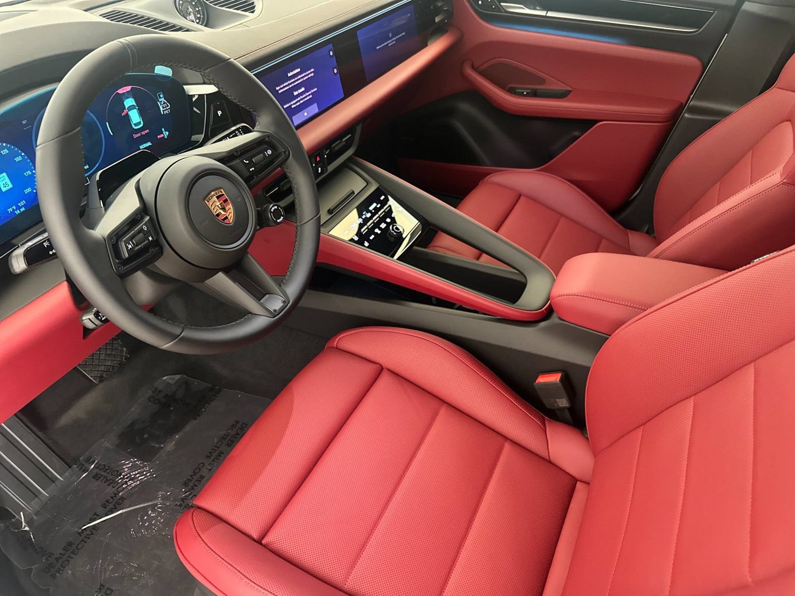 New 2026 Porsche Macan 4 Electric AWD/4WD image 4