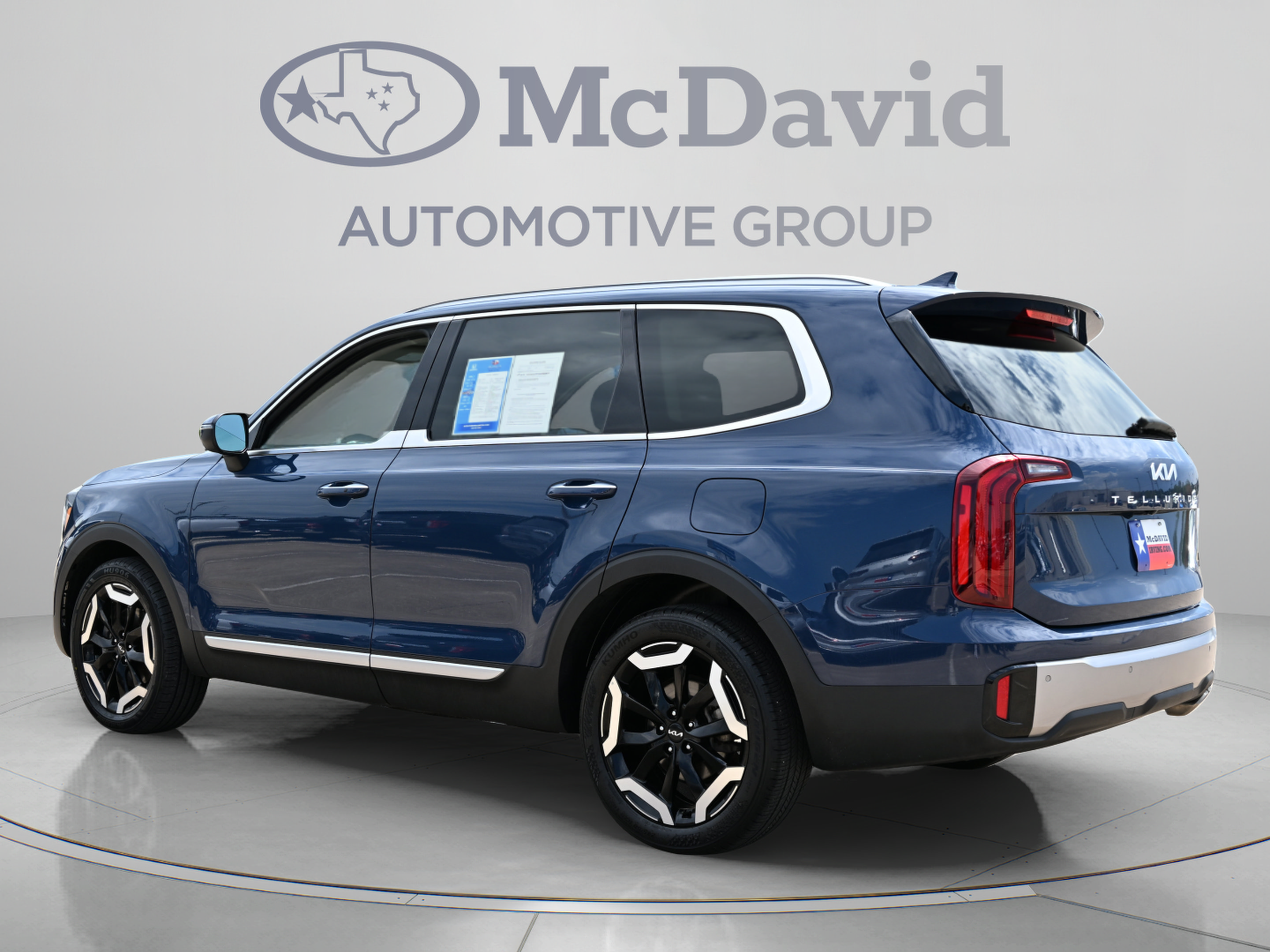 Used 2025 Kia Telluride S AWD/4WD image 4
