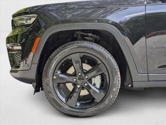 New 2025 Jeep Grand Cherokee Limited w/ Luxury Tech Group II image 21