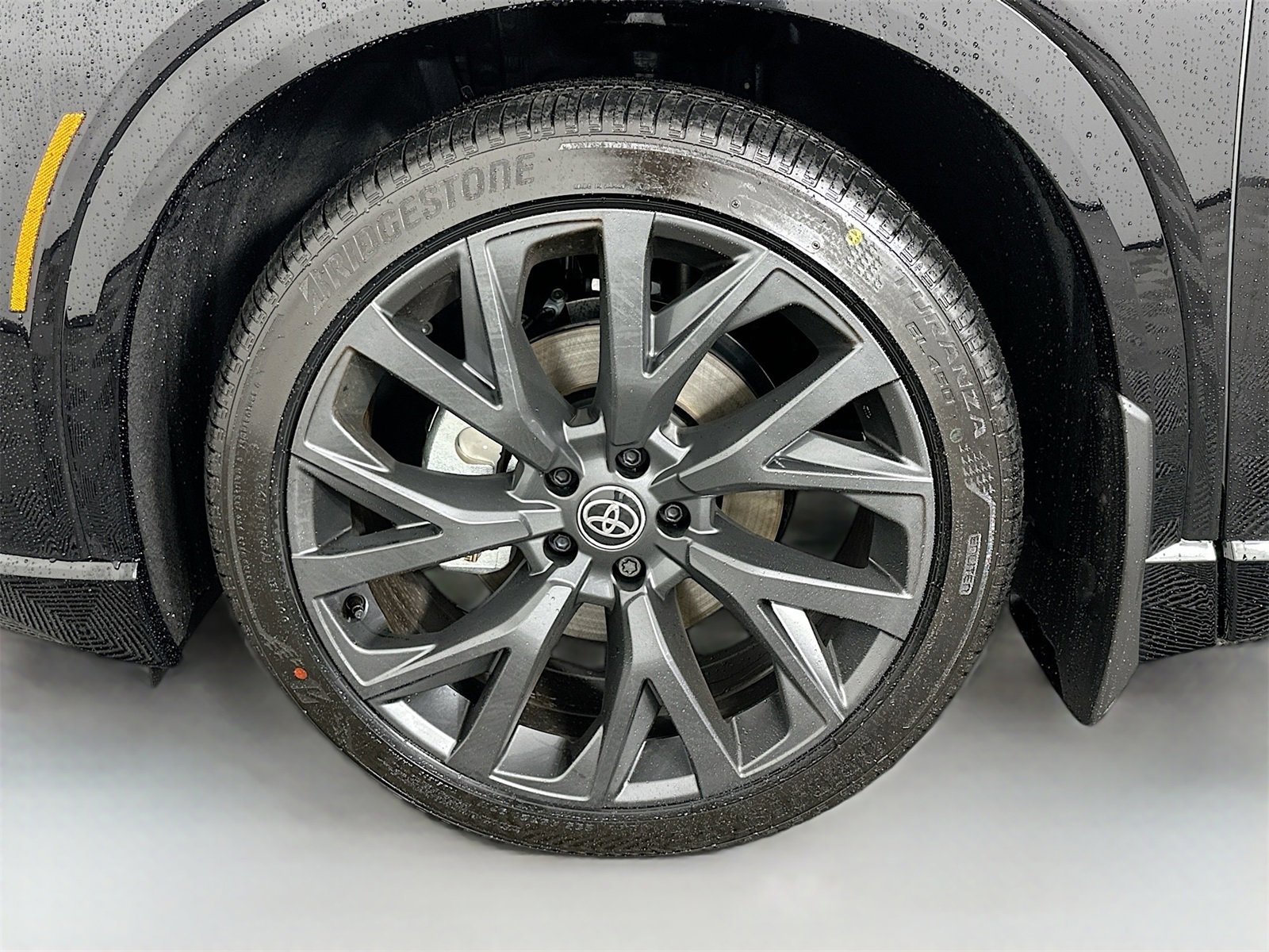 New 2025 Toyota Crown Signia Limited image 33