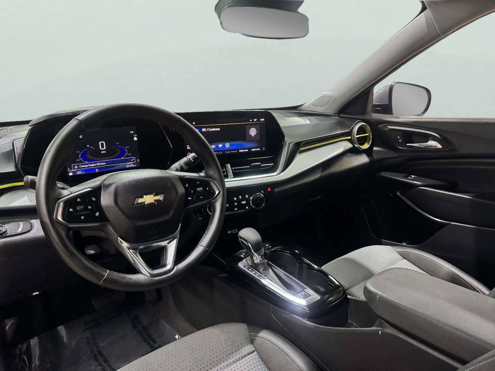Used 2024 Chevrolet Trax LT w/ Driver Confidence Package FWD image 24