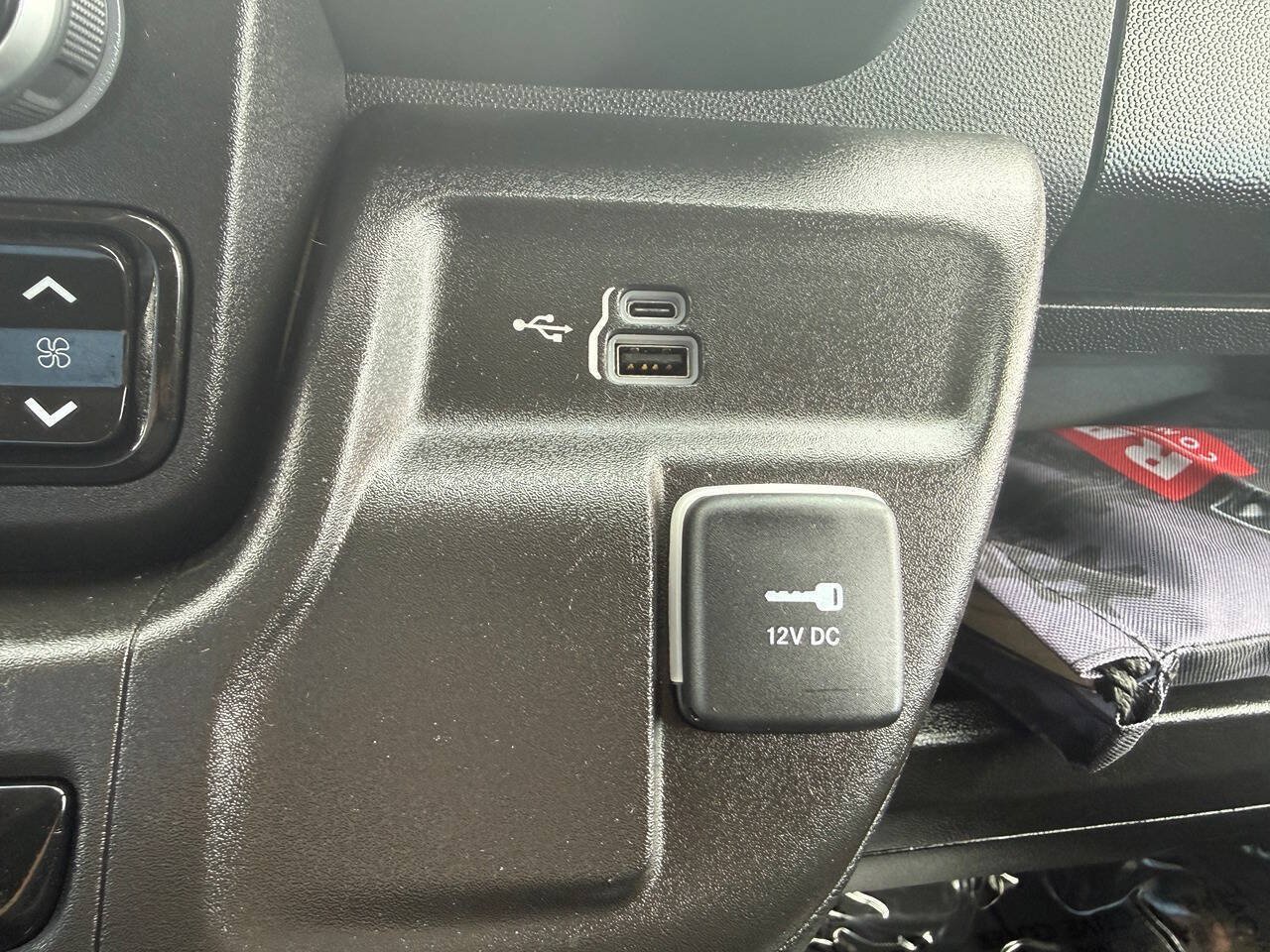 Used 2023 RAM ProMaster 3500 FWD image 42