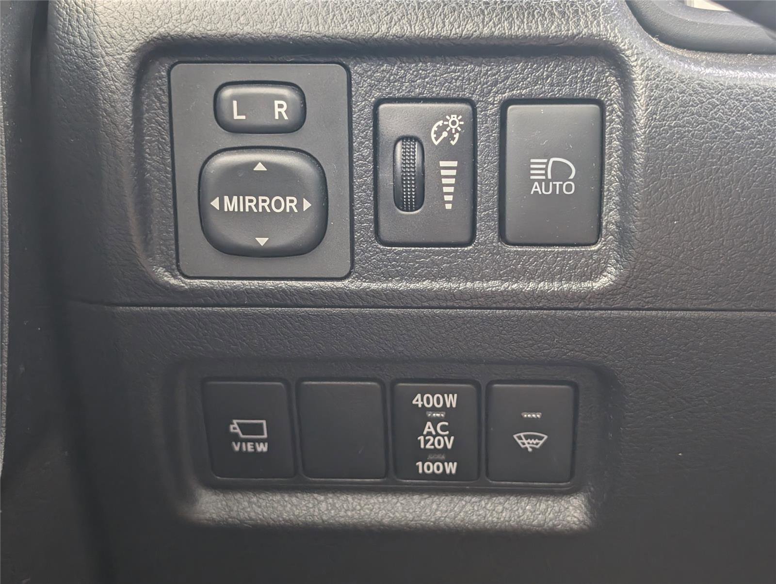 Used 2023 Toyota 4Runner Limited AWD/4WD image 28