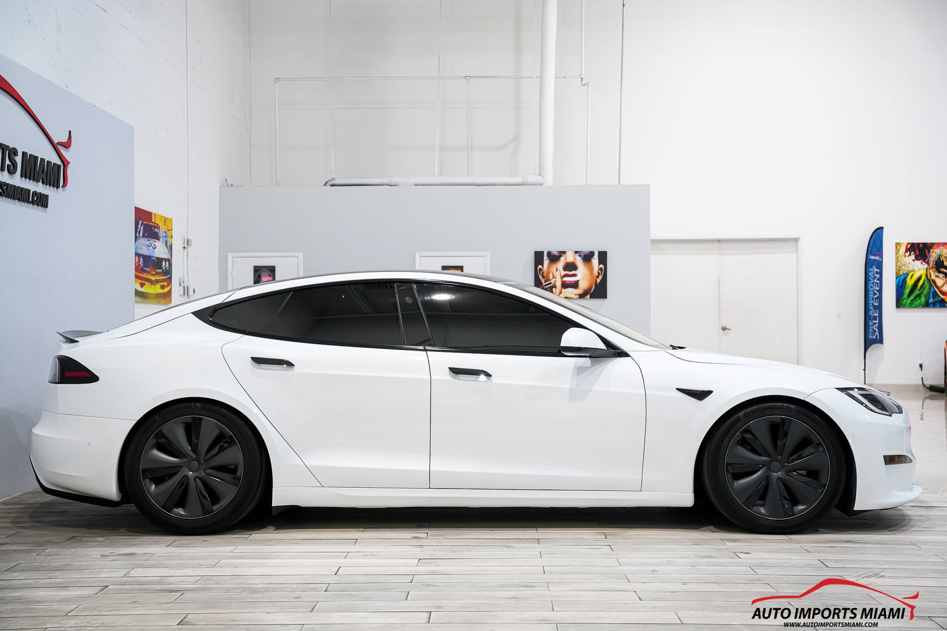 Used 2023 Tesla Model S Standard Range AWD/4WD image 25