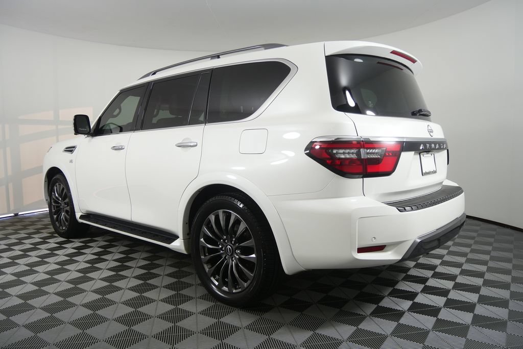 Used 2021 Nissan Armada Platinum w/ Captain's Chairs Package RWD image 5
