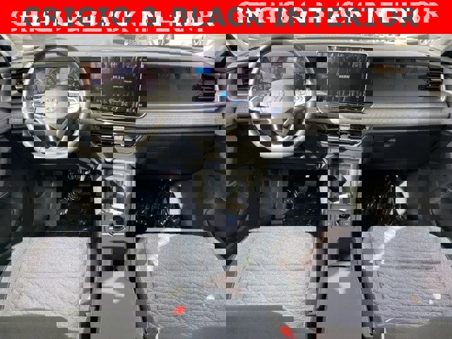 New 2025 Volkswagen Tiguan S image 2