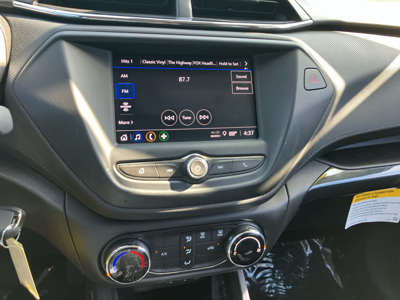 Used 2023 Chevrolet TrailBlazer LS AWD/4WD image 12