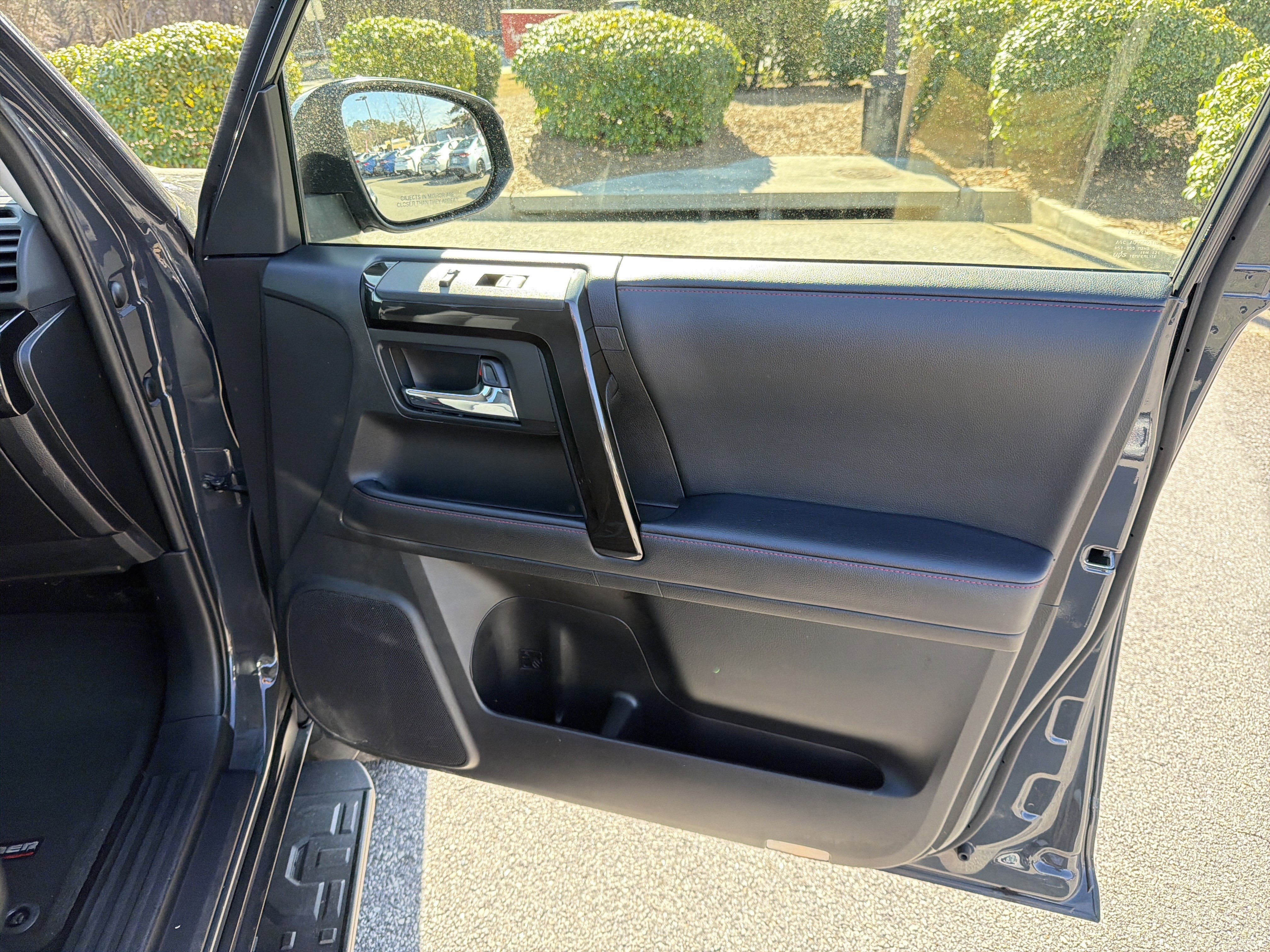 Certified 2024 Toyota 4Runner TRD Off-Road Premium image 27