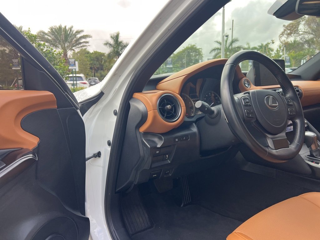 Used 2024 Lexus IS 300 image 30