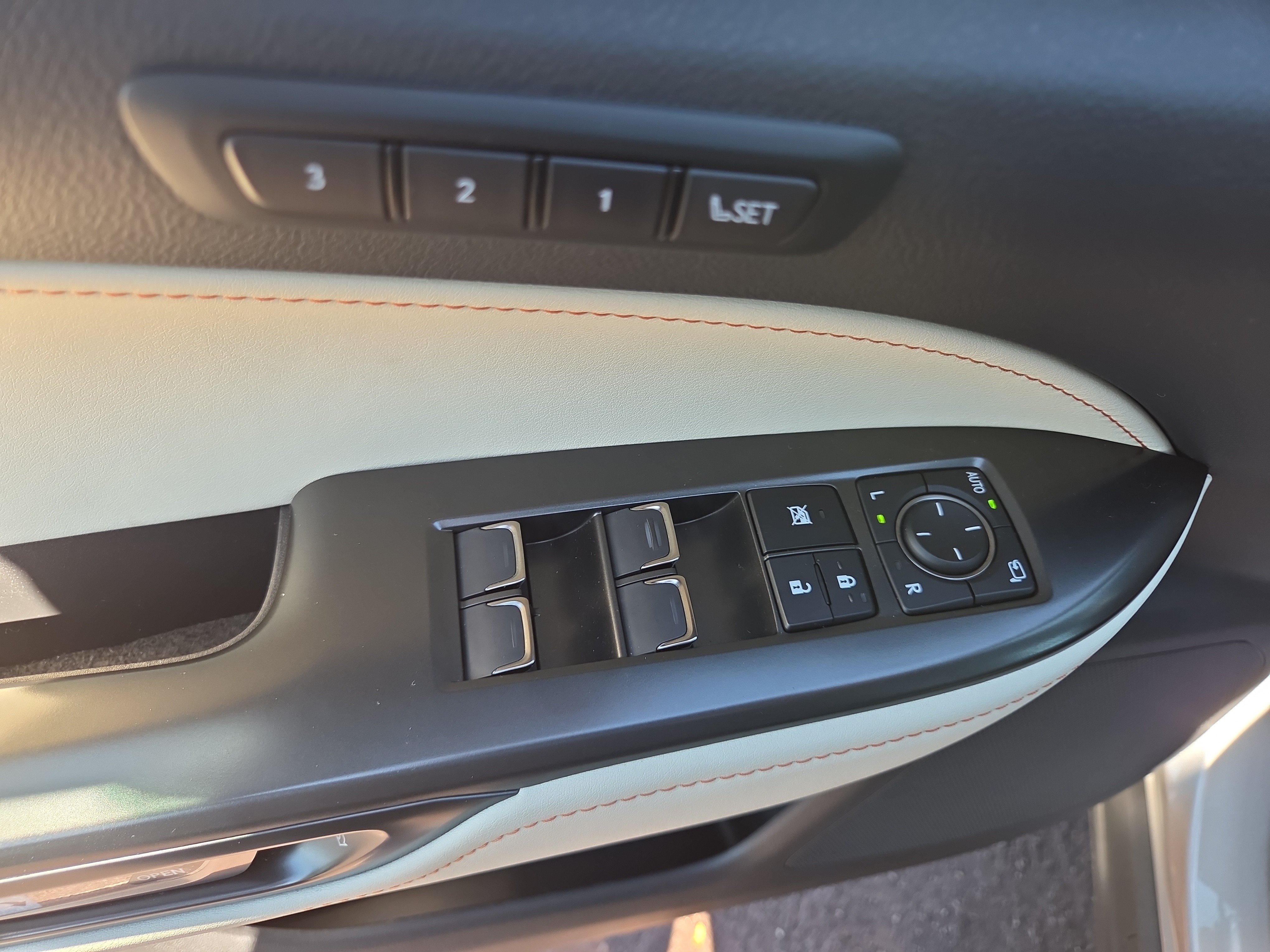 Used 2024 Lexus NX 350 AWD image 31