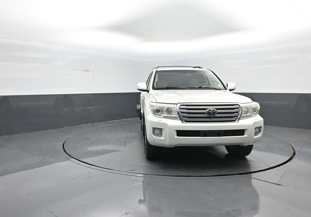 Used 2013 Toyota Land Cruiser image 2