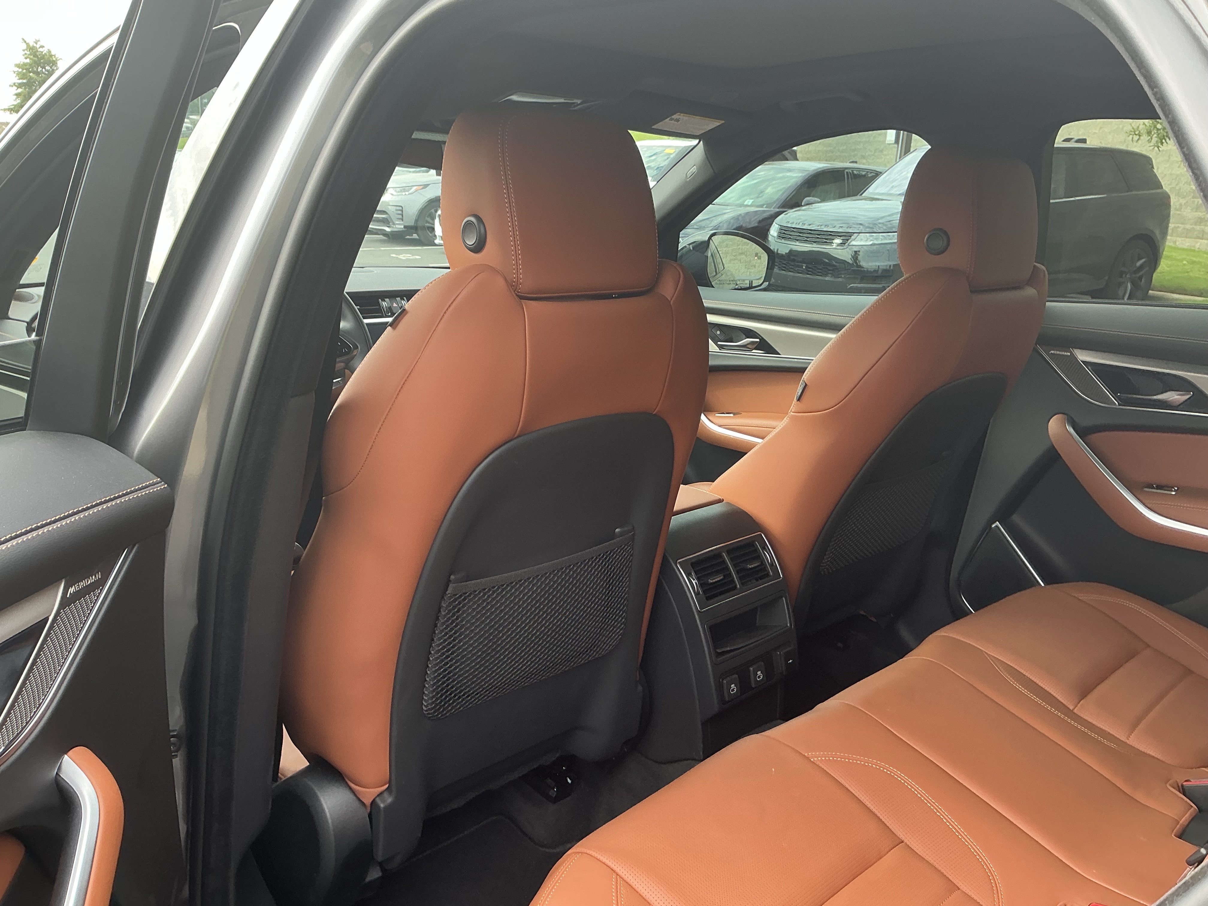 Certified 2026 Jaguar F-PACE R-Dynamic S AWD/4WD image 30