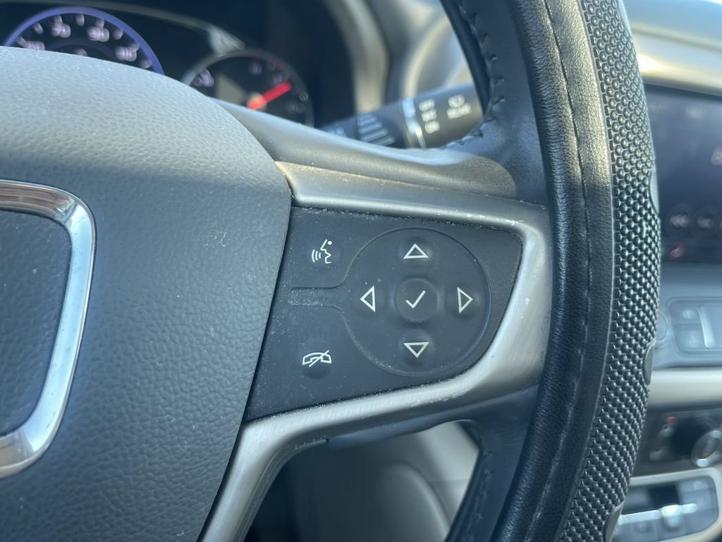 Used 2021 GMC Acadia Denali FWD image 11