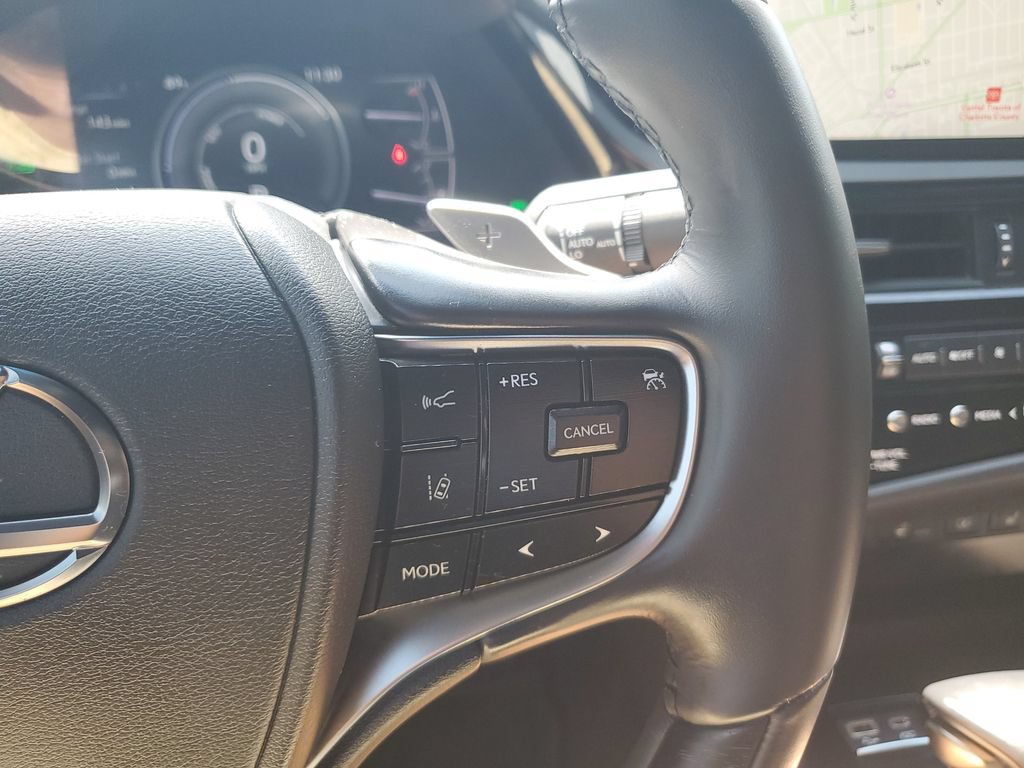 Used 2024 Lexus ES 300h Ultra Luxury w/ Accessory Package (Z2) FWD image 20