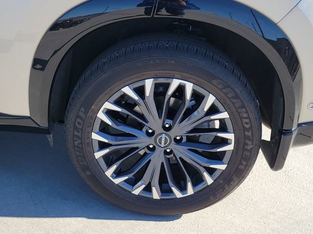 Used 2025 Nissan Rogue Platinum AWD/4WD image 14