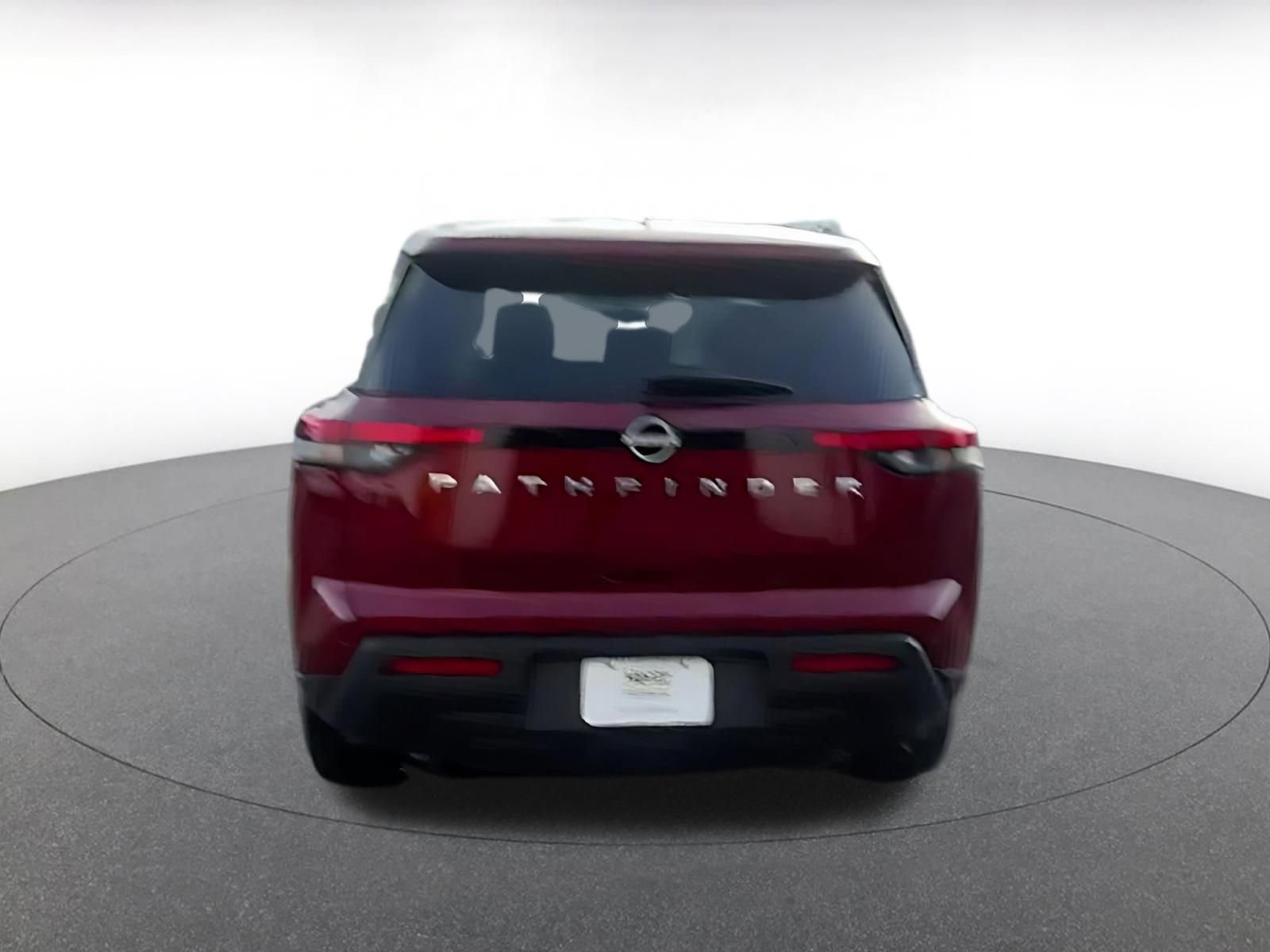 Used 2025 Nissan Pathfinder SV image 12