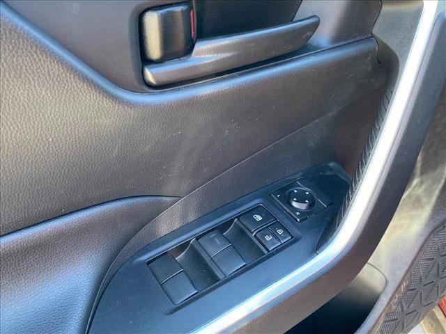 Used 2021 Toyota RAV4 LE w/ Carpet Mat Package (TMS) FWD image 24