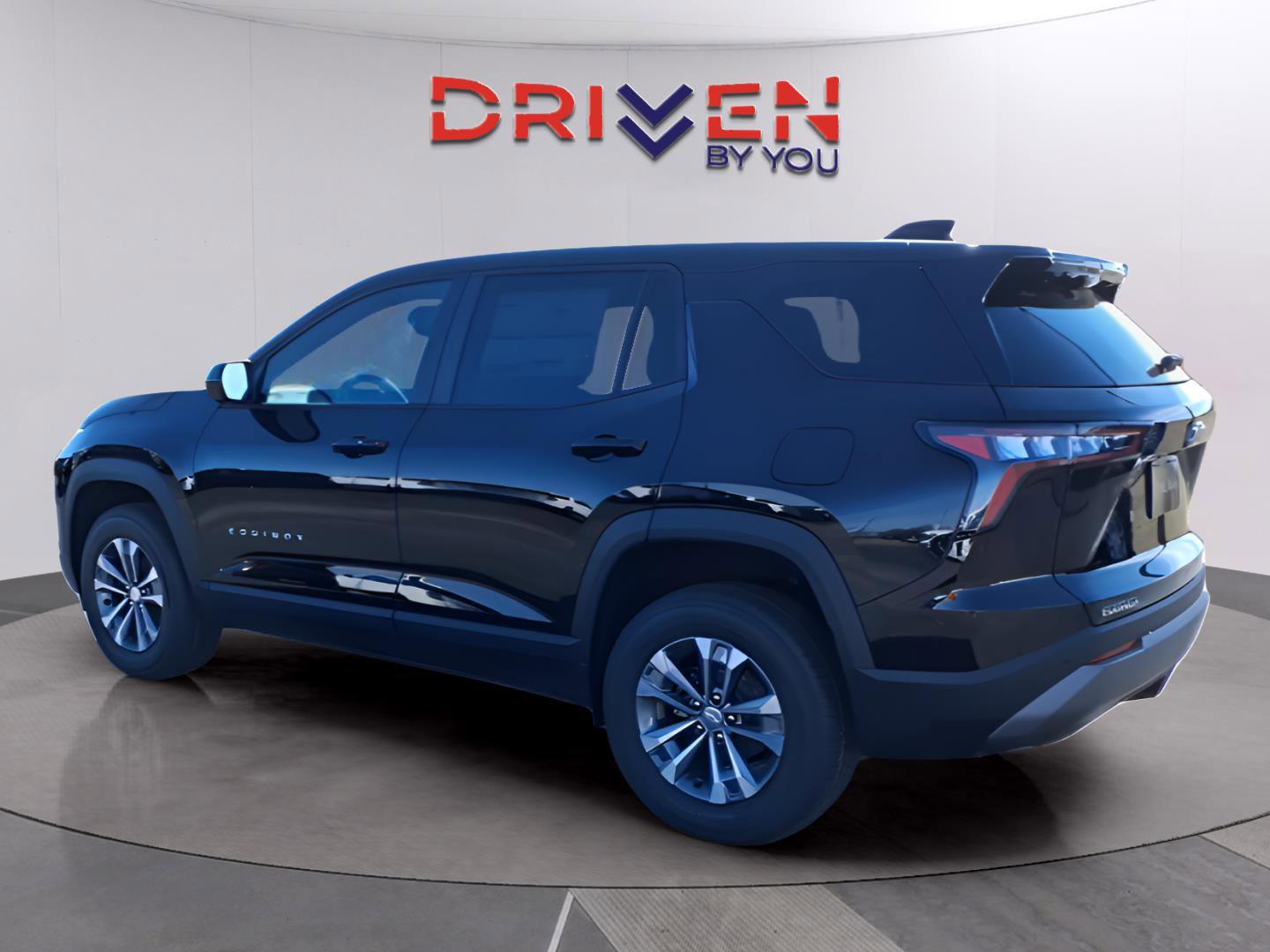 New 2026 Chevrolet Equinox LT w/ Convenience Package II image 3