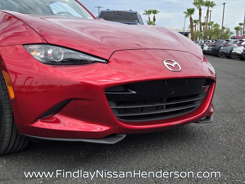 Used 2020 MAZDA MX-5 Miata RF Grand Touring RWD image 8
