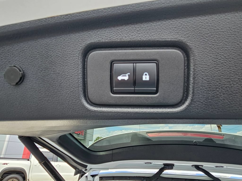 Certified 2025 Nissan Pathfinder SL AWD/4WD image 11