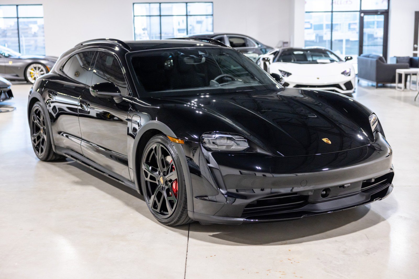 Used 2024 Porsche Taycan 4S image 10