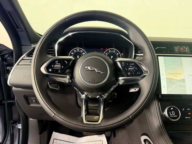 New 2026 Jaguar F-PACE R-Dynamic S image 23