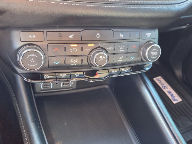 Used 2021 Dodge Durango SXT RWD image 24