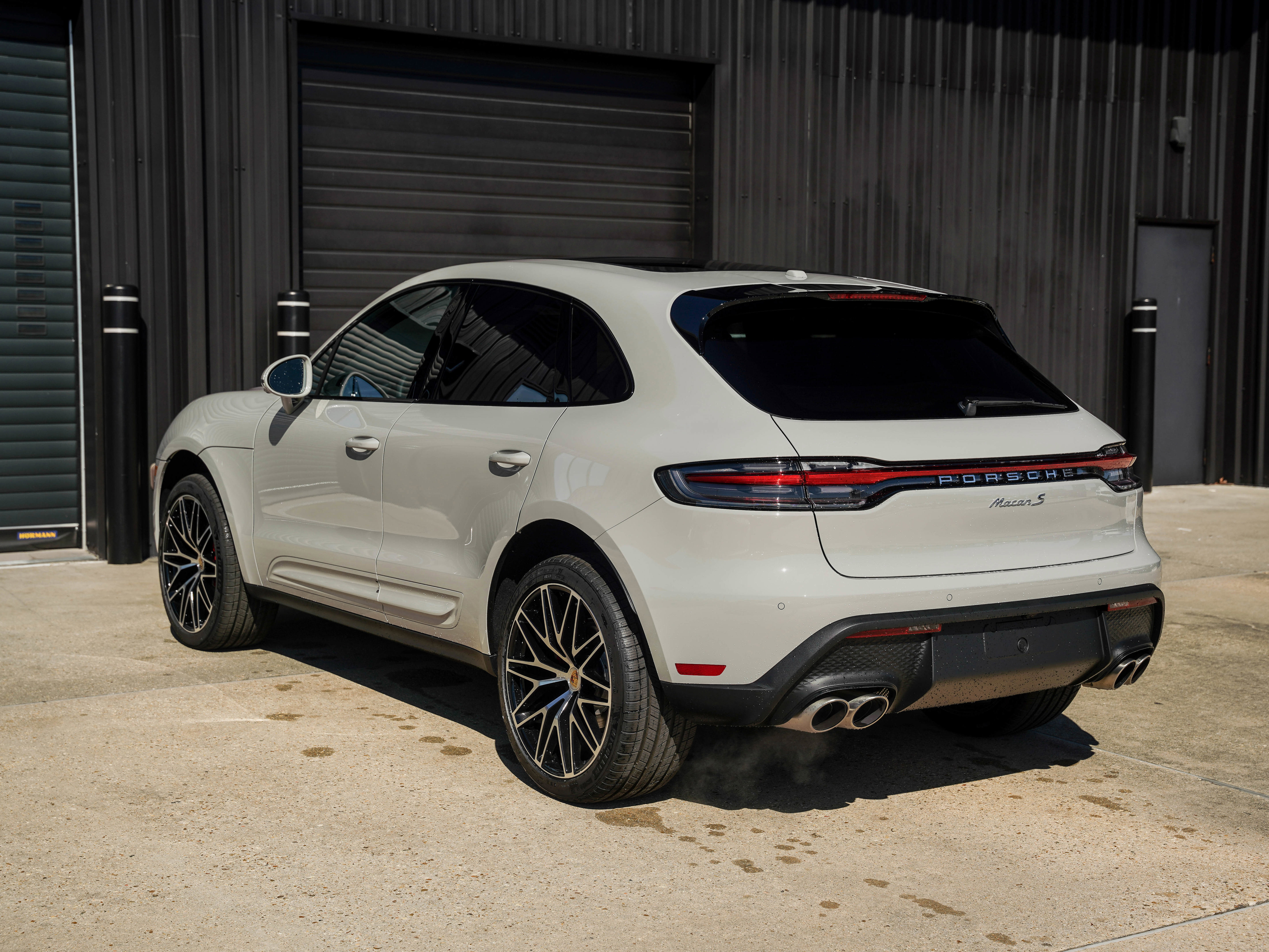 New 2026 Porsche Macan S image 3