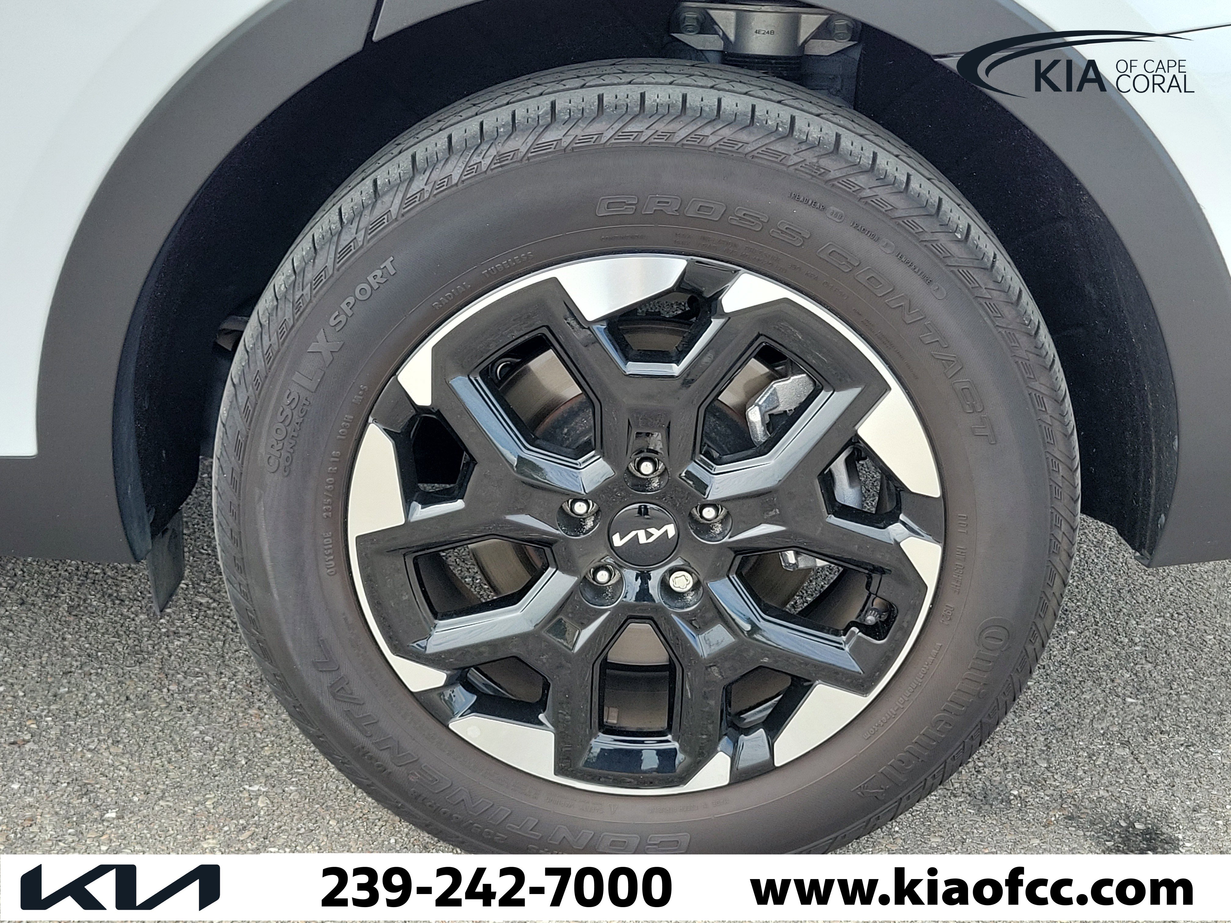 Used 2025 Kia Sorento S w/ Panoramic Sunroof Package FWD image 10