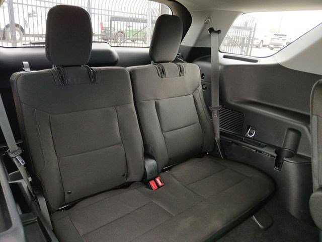 Used 2023 Ford Explorer XLT image 7