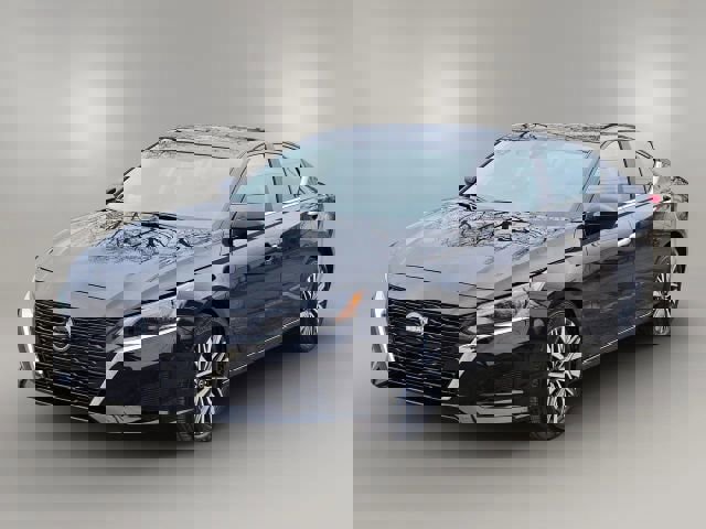 Used 2025 Nissan Altima 2.5 SV