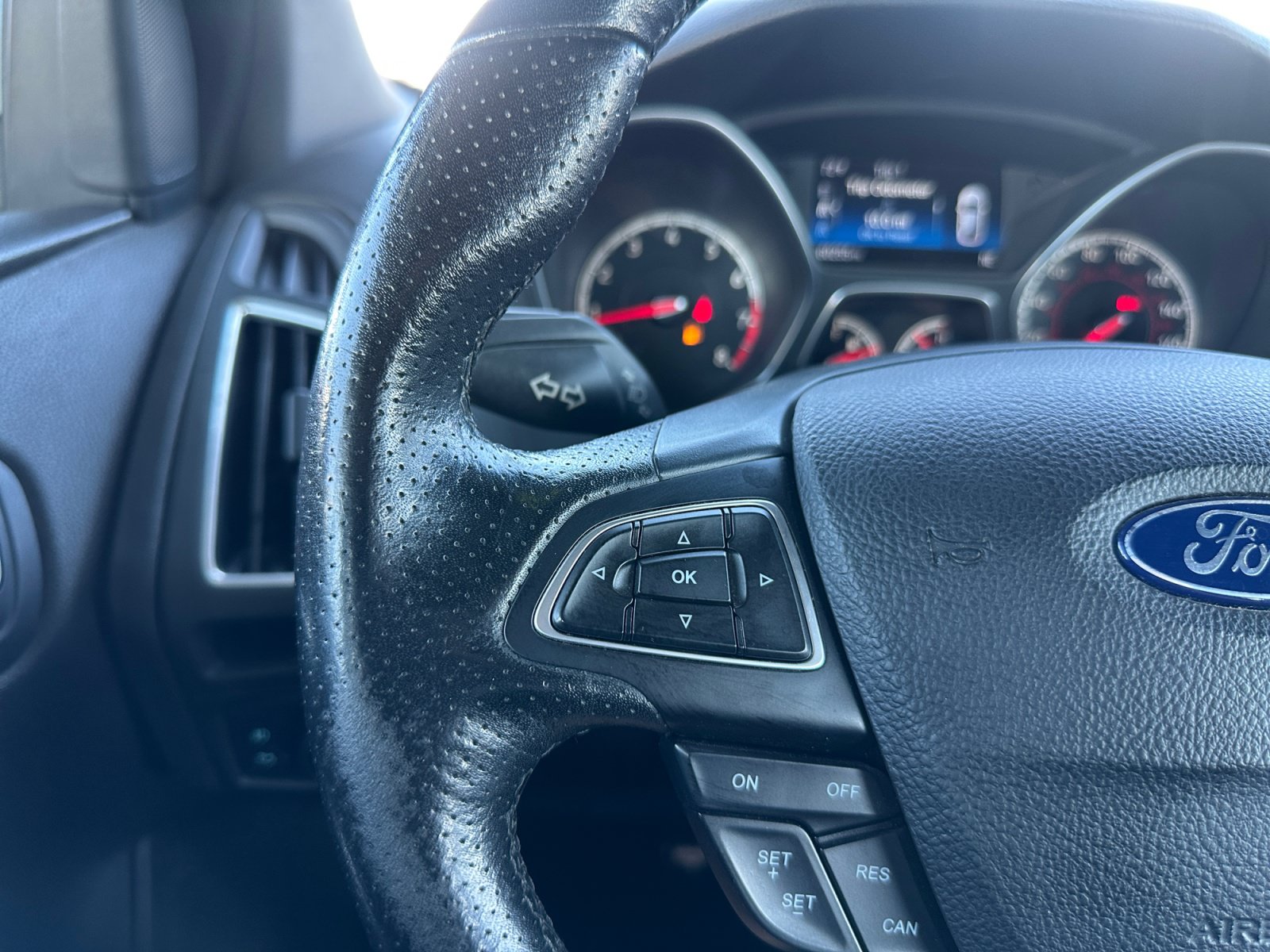 Used 2016 Ford Focus ST FWD image 19