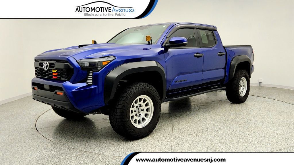 Used 2024 Toyota Tacoma TRD Sport w/ TRD Sport Upgrade Package
