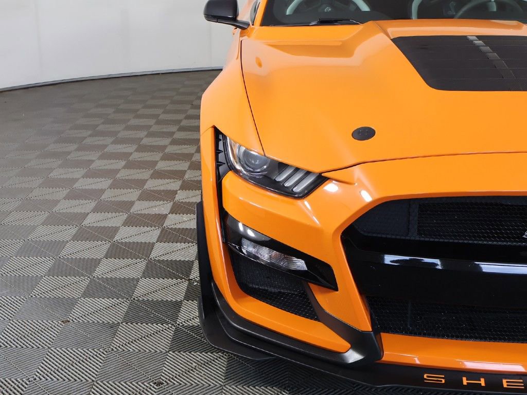 Used 2020 Ford Mustang Shelby GT500 w/ Carbon Fiber Track Pack image 11