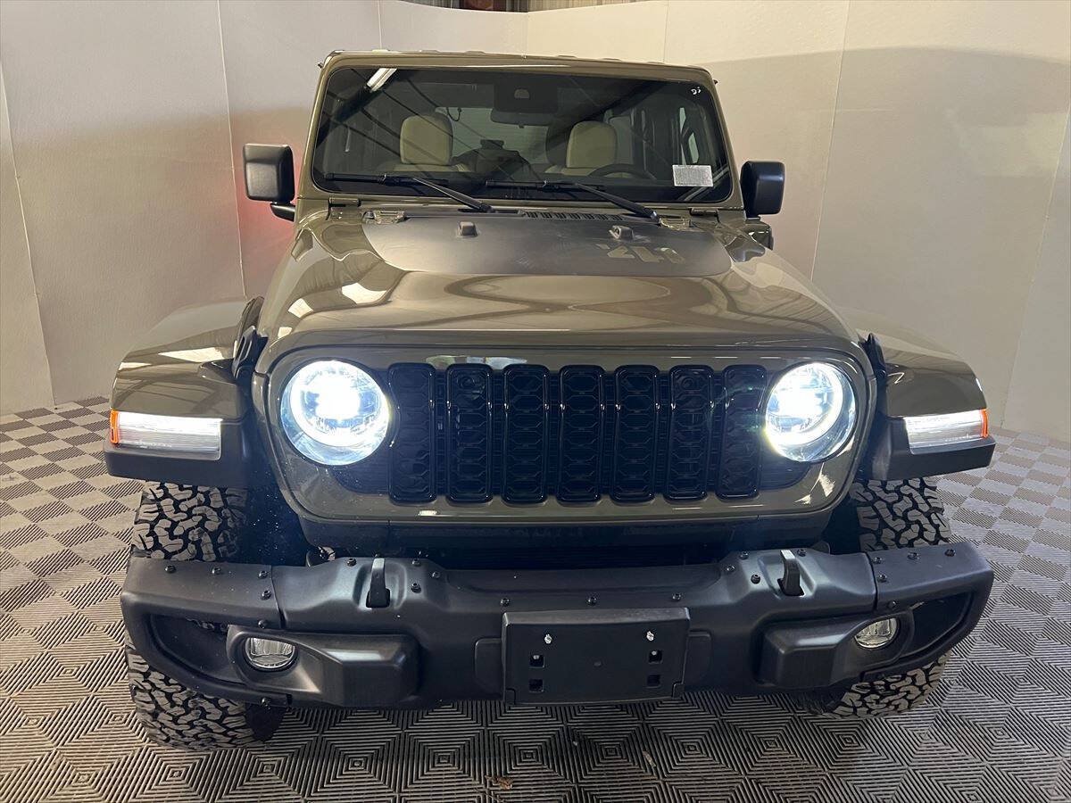 Used 2025 Jeep Wrangler Unlimited Sport S 4xe AWD/4WD image 3