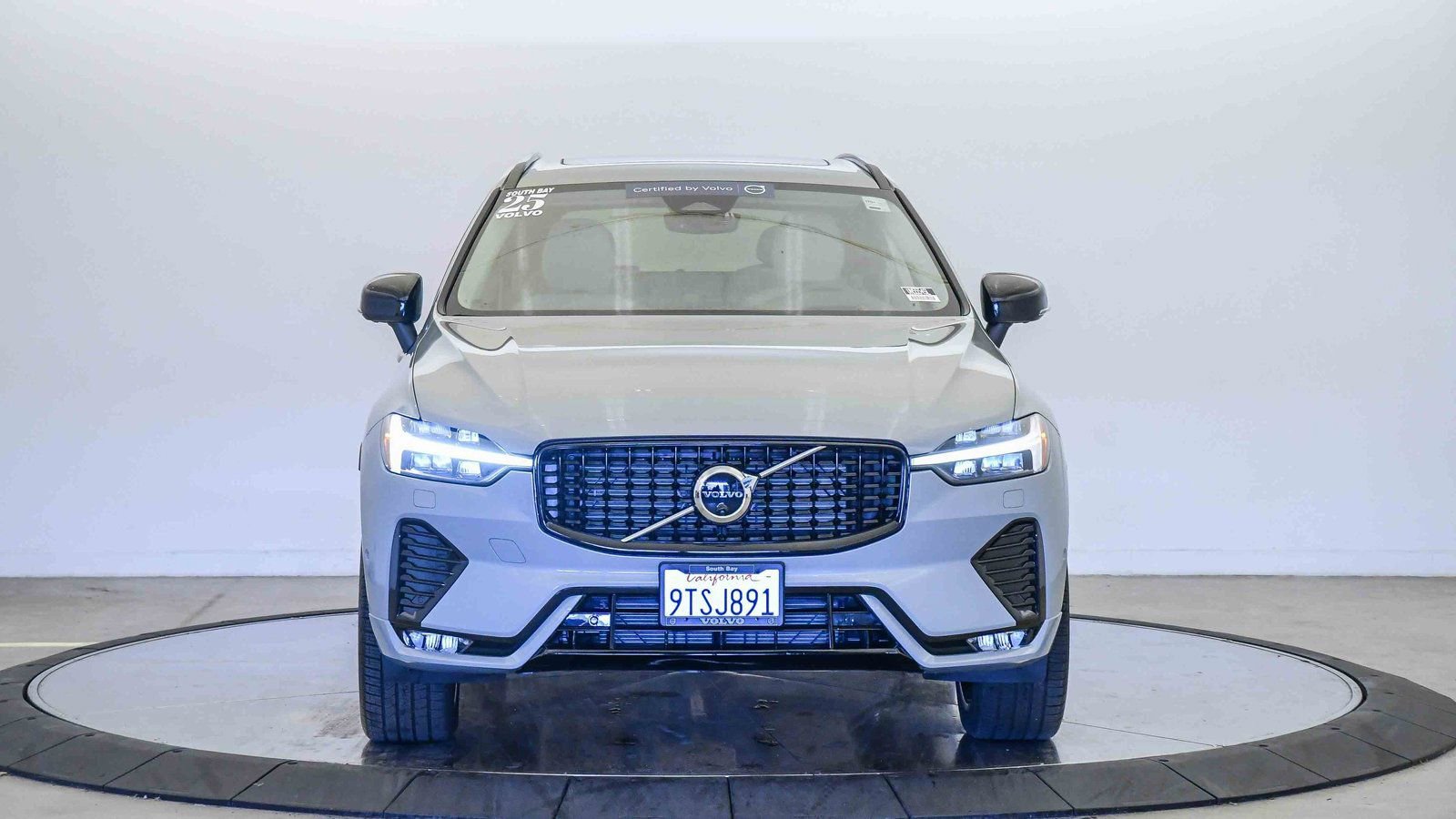 Certified 2025 Volvo XC60 B5 Ultra w/ Protection Package Premier image 6