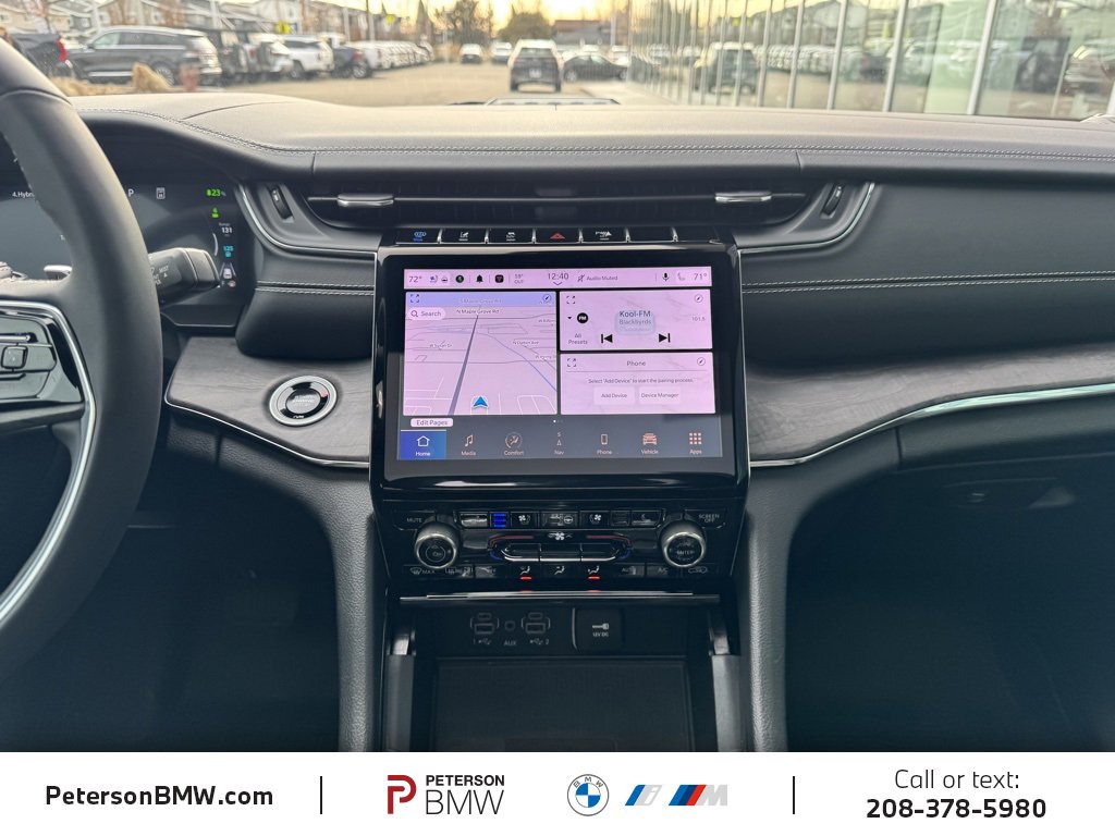 Used 2024 Jeep Grand Cherokee Overland w/ Luxury Tech Group IV image 11