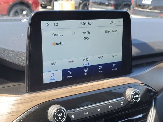 Used 2020 Ford Escape Titanium AWD/4WD image 17