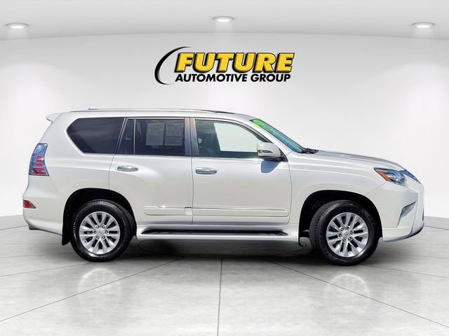 Used 2017 Lexus GX 460 Premium w/ Premium Package AWD/4WD image 9