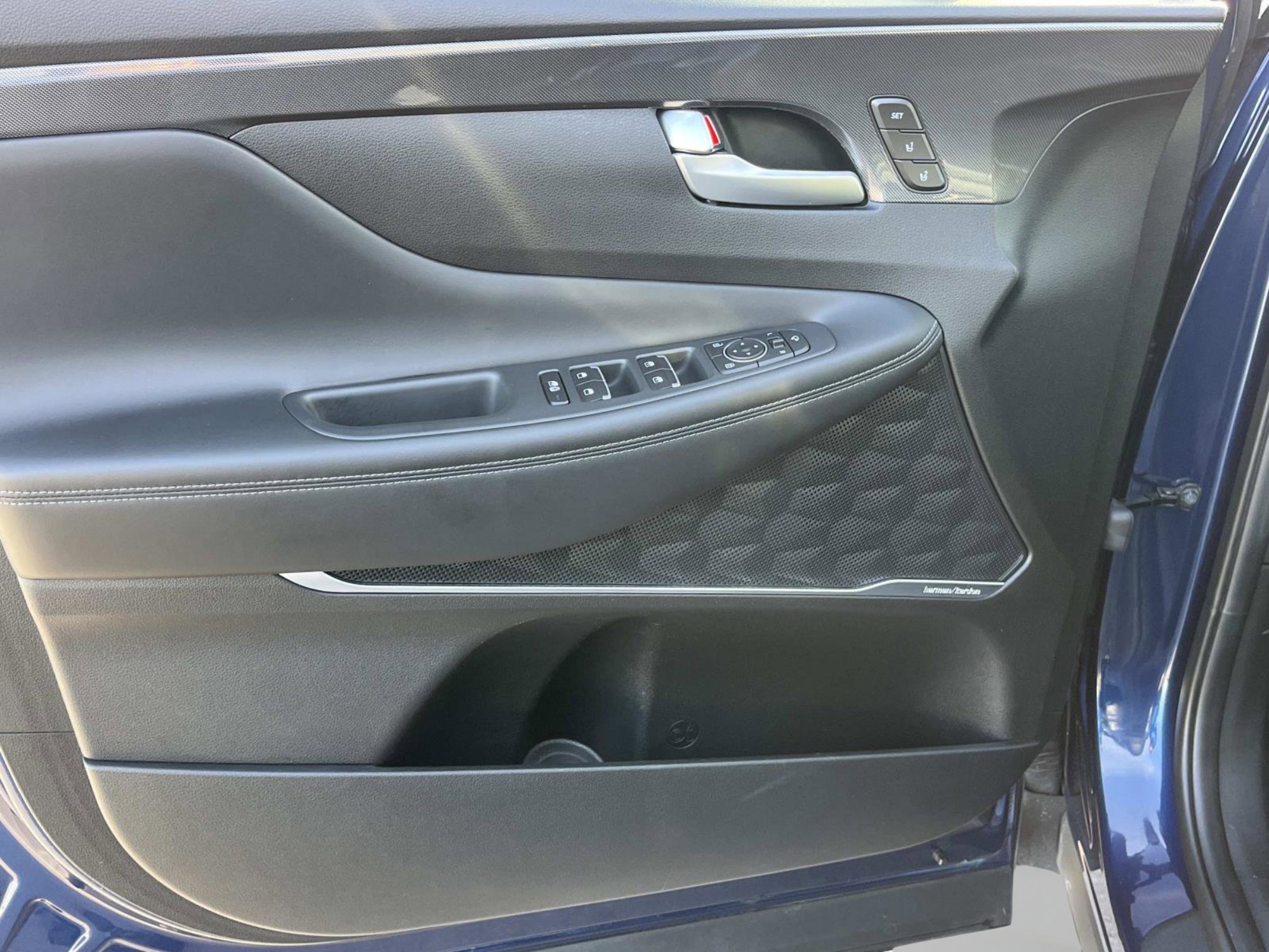 Used 2023 Hyundai Santa Fe Limited image 36