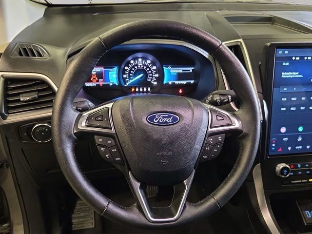 Used 2024 Ford Edge SEL AWD/4WD image 10