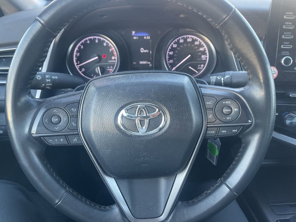 Used 2024 Toyota Camry SE image 16