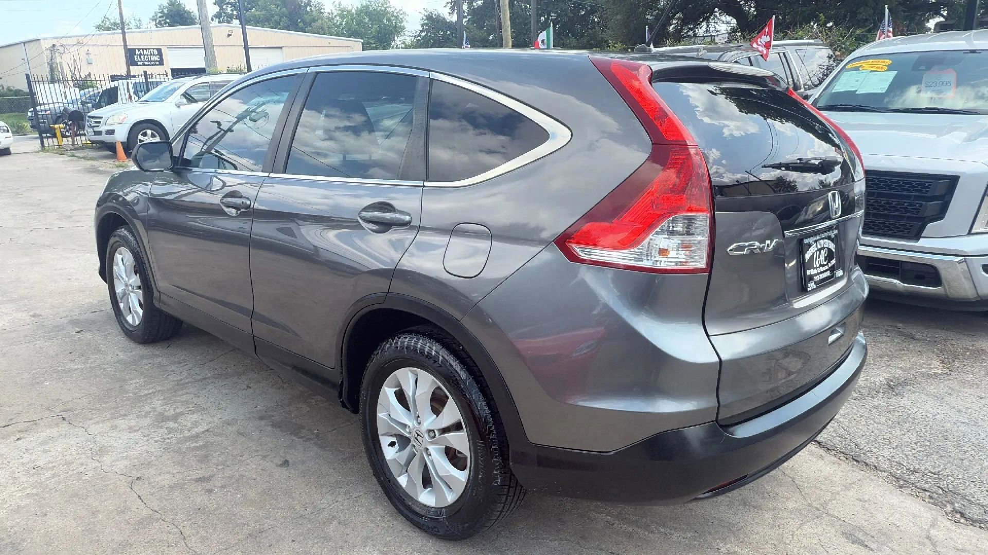 Used 2014 Honda CR-V EX image 5