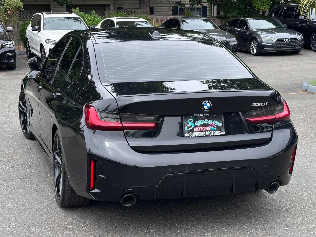 Used 2024 BMW 330i Sedan w/ M Sport Package RWD image 8