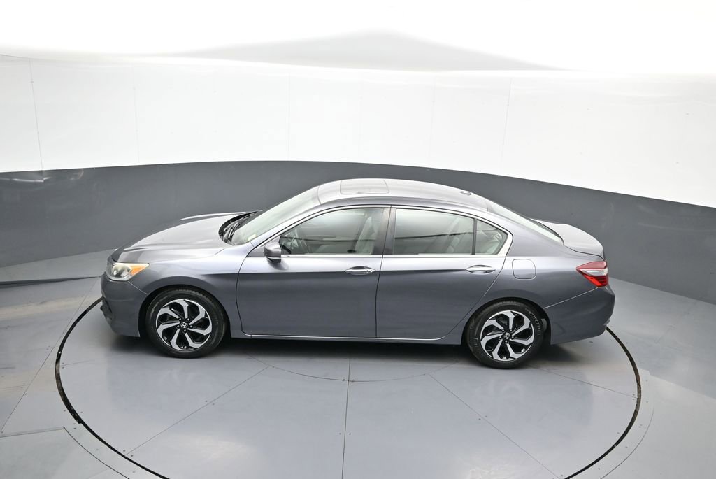 Certified 2017 Honda Accord EX-L image 41